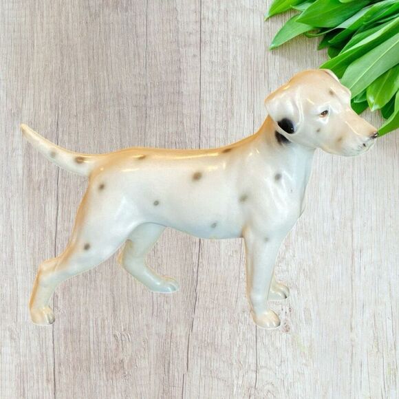 Vintage Dalmatian Dog Ceramic Figurine Made in Japan Tail Up Sweet Face - Picture 1 of 10